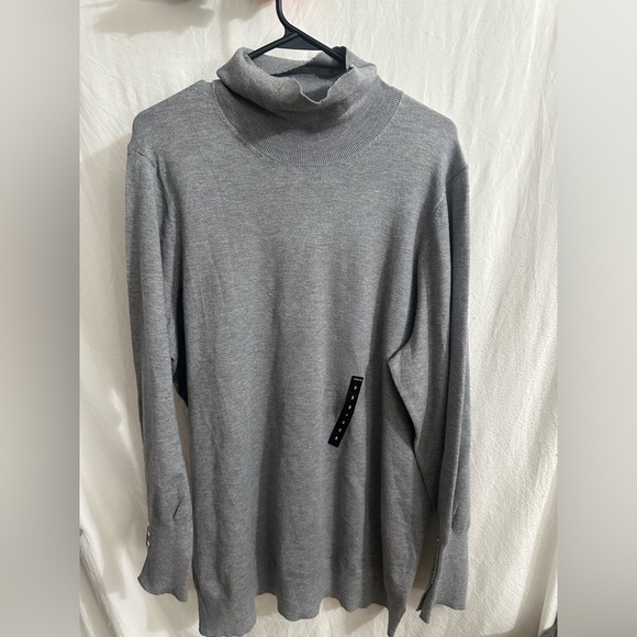 Cozy Gray Turtleneck Sweater - Picture 1 of 4